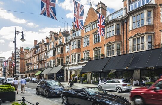 Prime property prices in London rise 3.4% in last quarter: Coutts