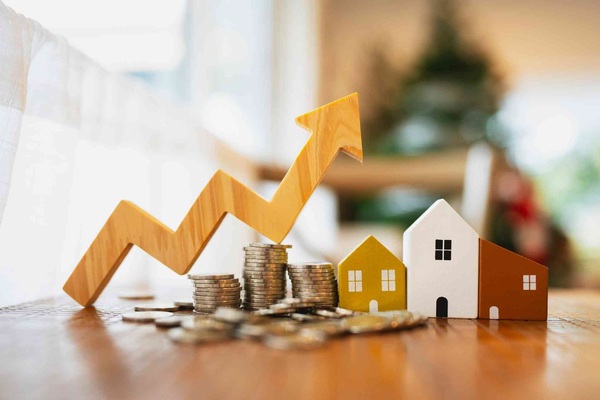 Should you fix your mortgage now or wait? More mortgage lenders raise rates